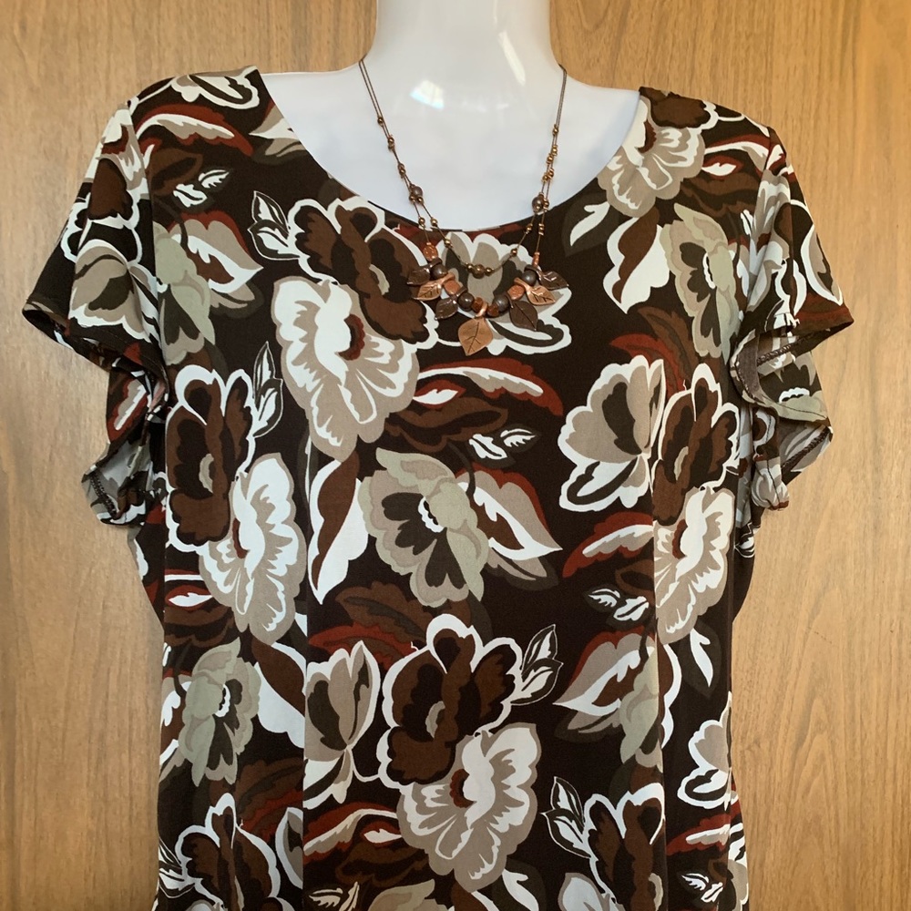 East 5th Brown Floral Pattern